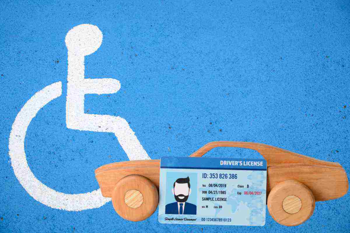 patente di guida speciale disabili